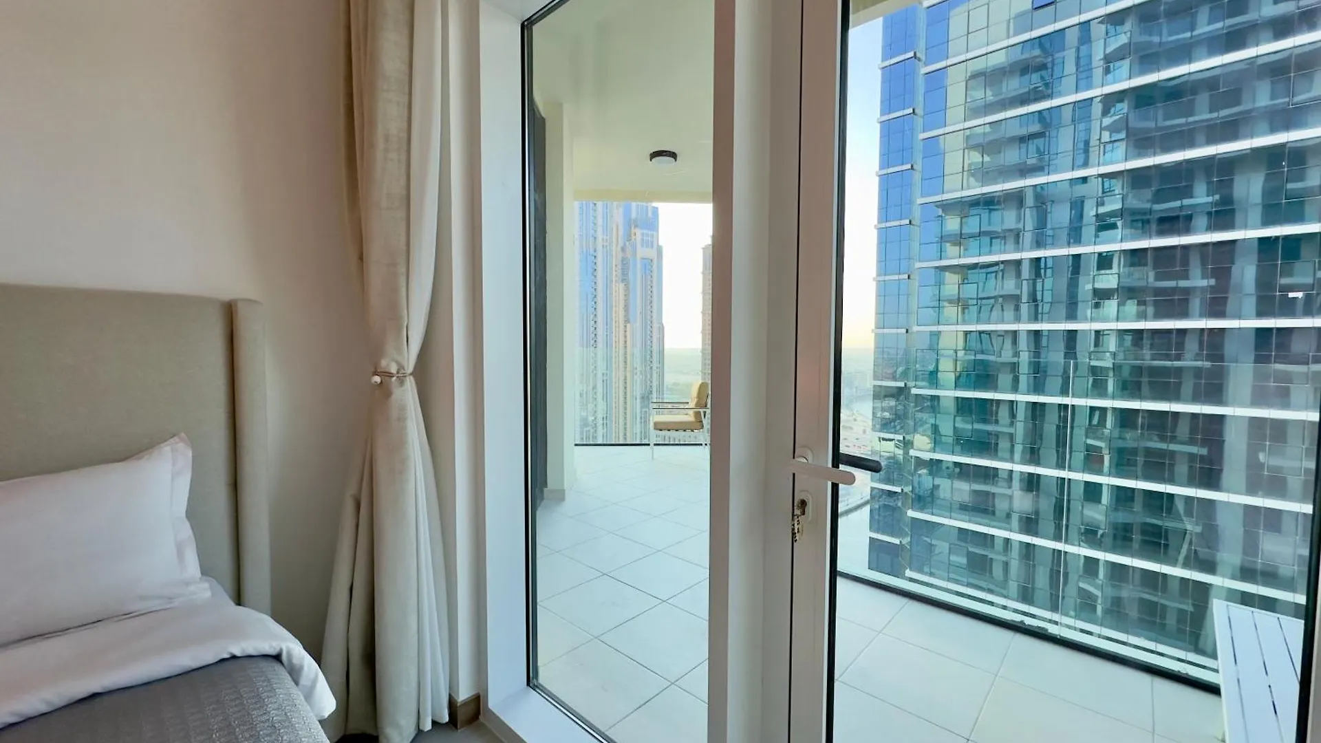 Dar Vacation - Stunning 2Bdr - High Floor With Great View Apartment Dubai
