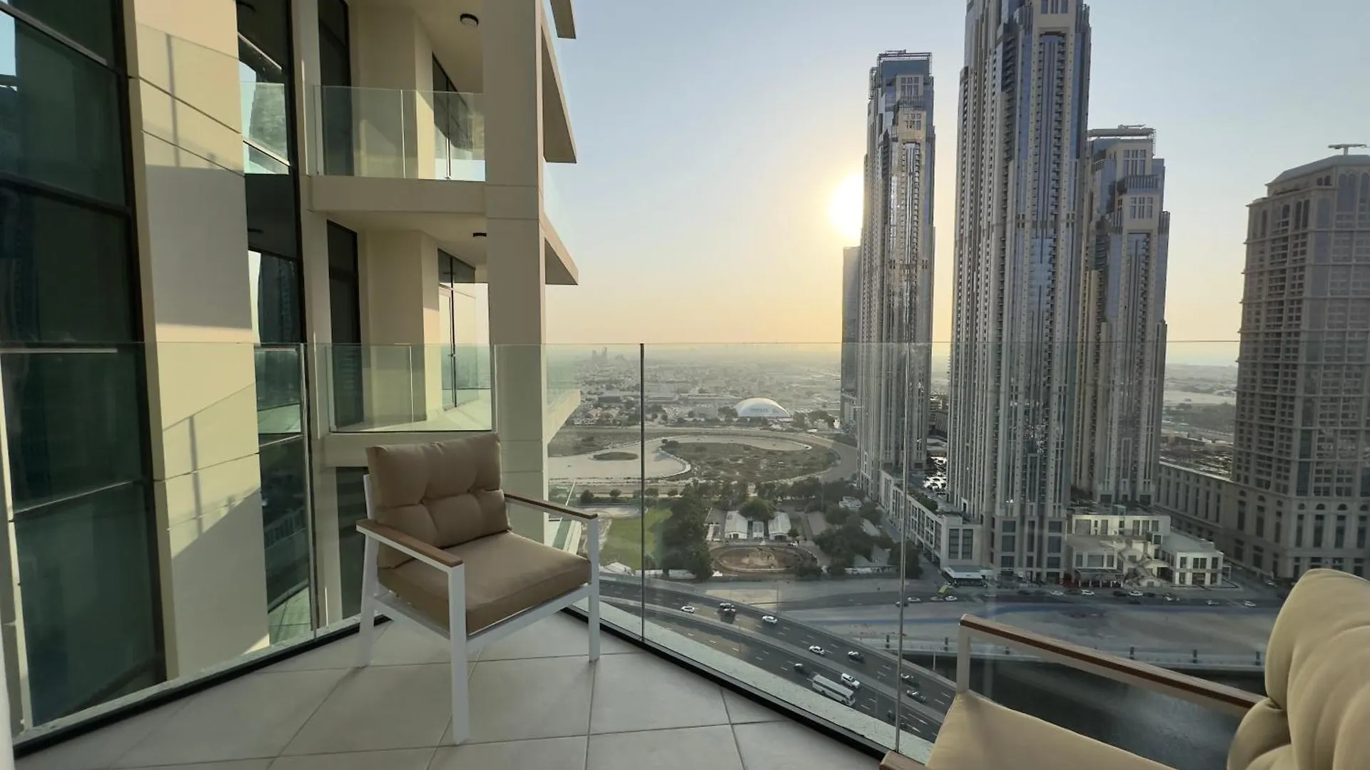 Dar Vacation - Stunning 2Bdr - High Floor With Great View Apartment Dubai